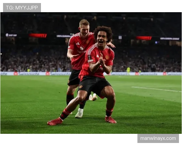 曼联战术革新显成效：创新体系助力球队稳步提升竞争力