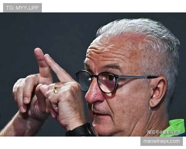 安切洛蒂战术执行难点:体系适配与球员执行力的平衡挑战 安切洛蒂战术执行难点:体系适配与球员执行力的平衡挑战