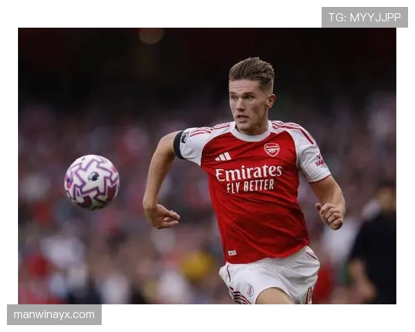 复盘阿森纳争冠赛季背后的致命危机:战术体系调整不当,到底谁该为此负责?